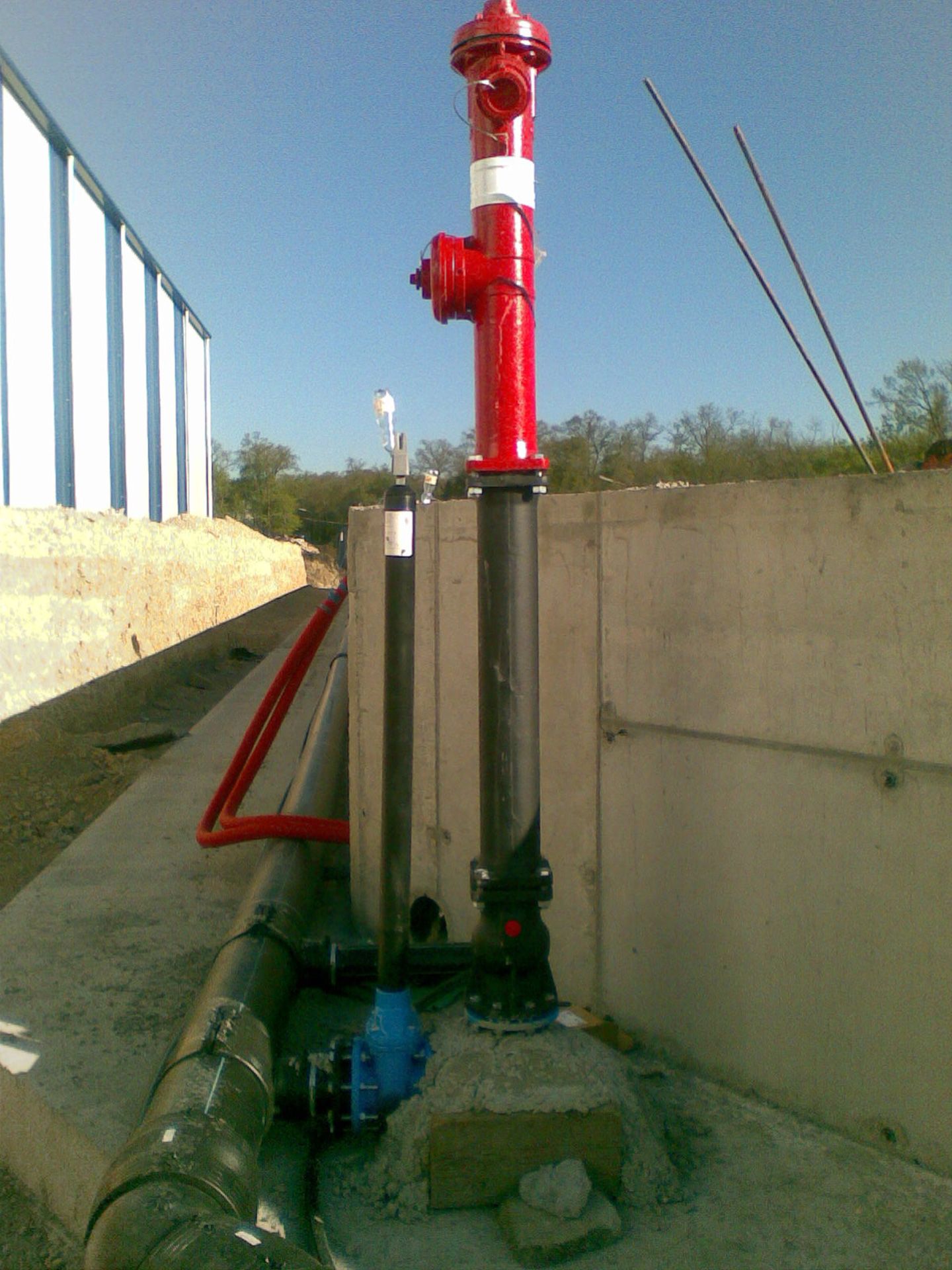 Ipari és középületek